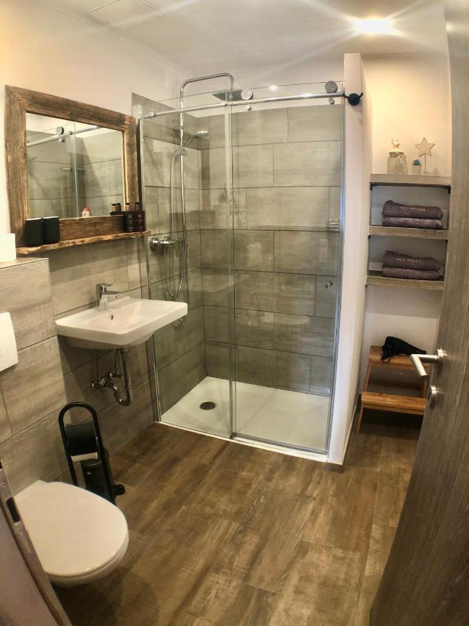 M'S Wood Appartement 마이스호펜 외부 사진